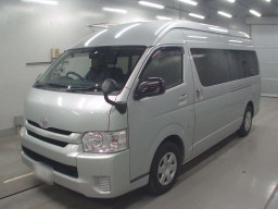 2017 Toyota Hiace Commuter