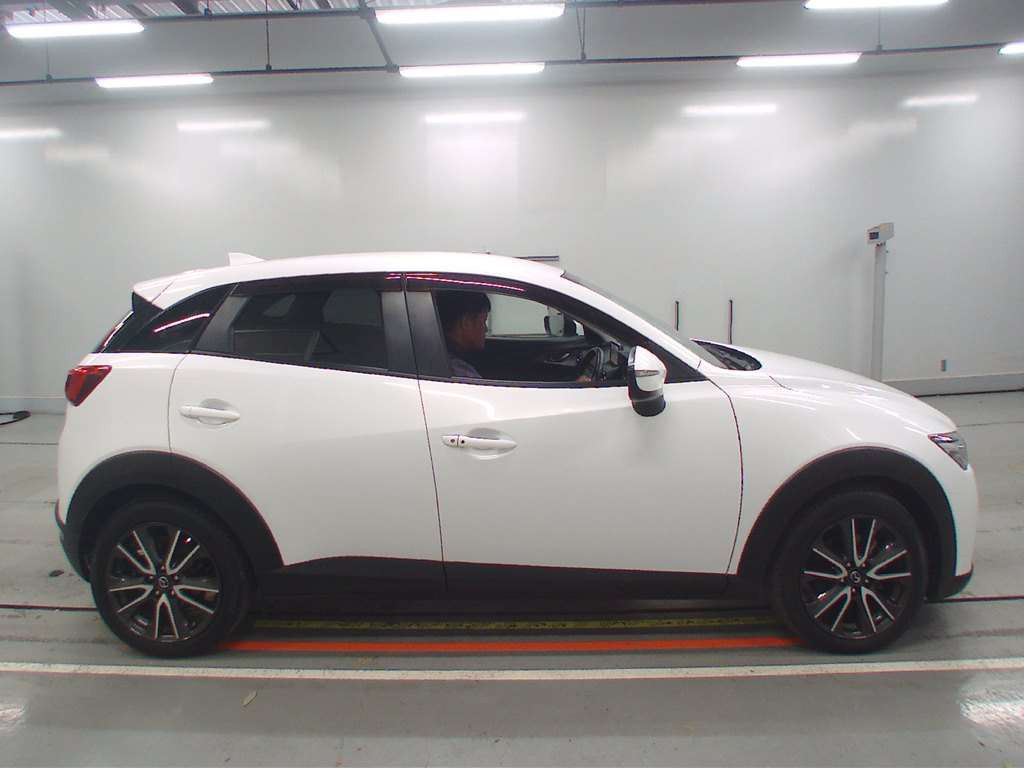 2015 Mazda CX-3 DK5AW[2]