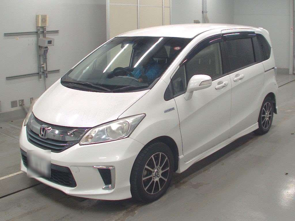 2014 Honda Freed hybrid GP3[0]