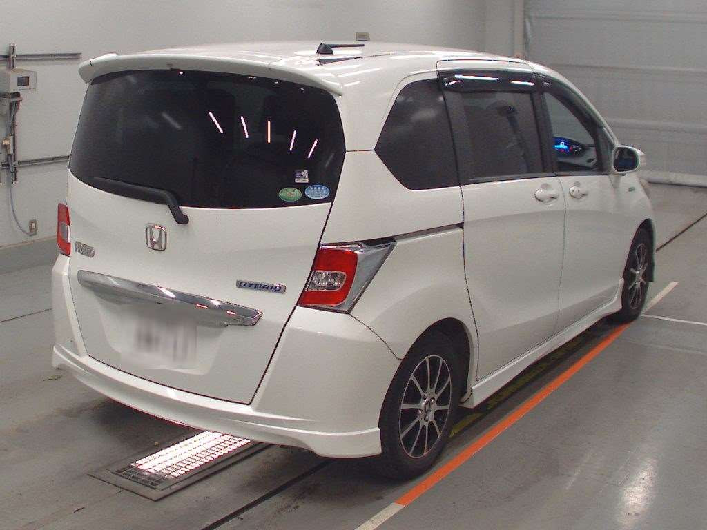 2014 Honda Freed hybrid GP3[1]