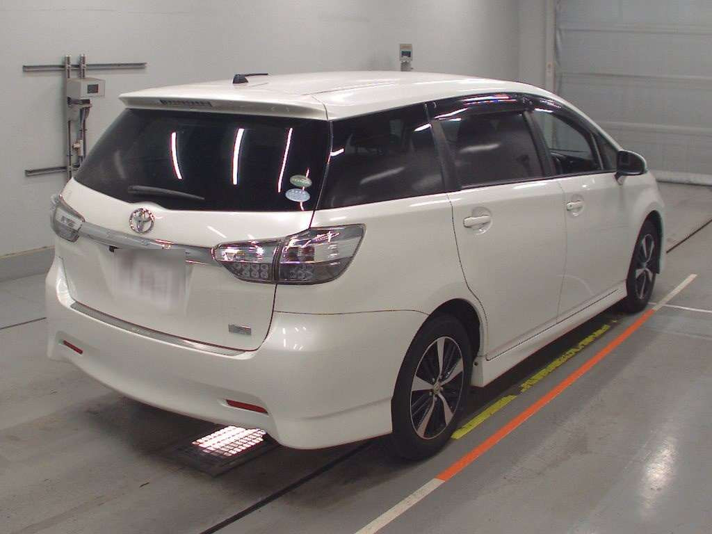 2017 Toyota Wish ZGE20W[1]