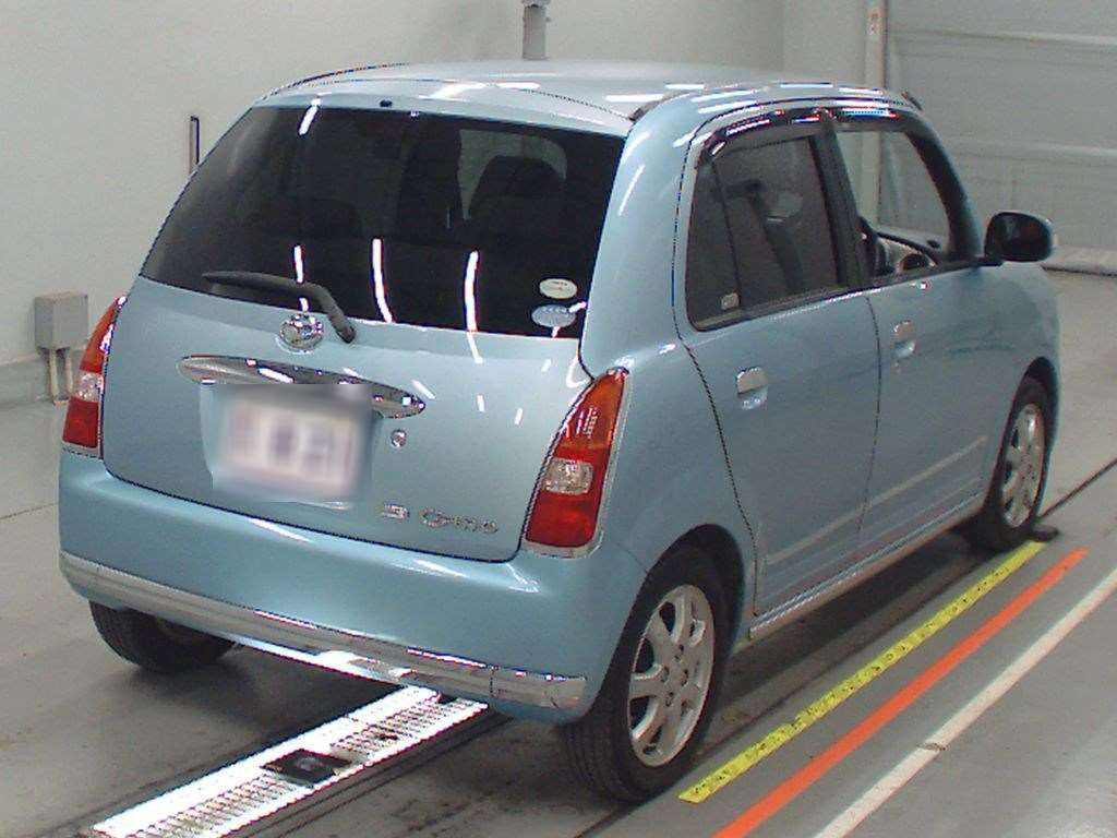 2005 Daihatsu Miragino L650S[1]