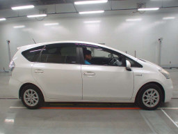 2012 Toyota Prius alpha