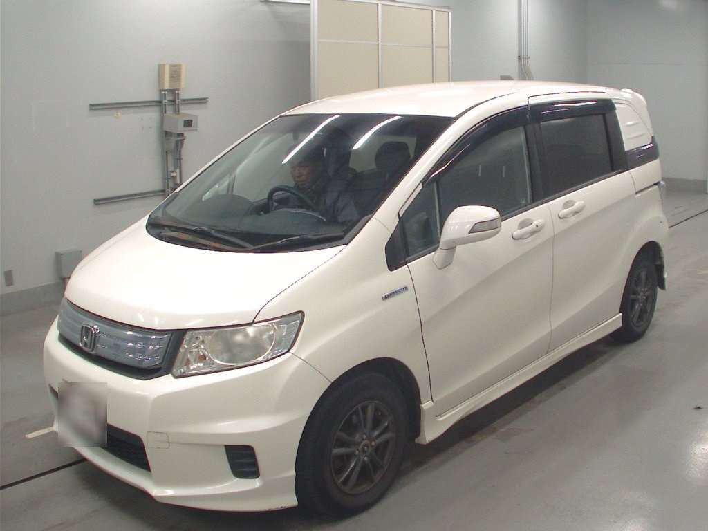 2011 Honda Freed hybrid GP3[0]