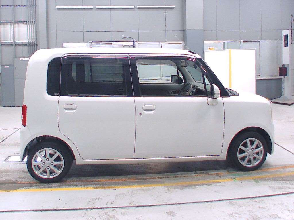 2008 Daihatsu Move Conte L575S[2]