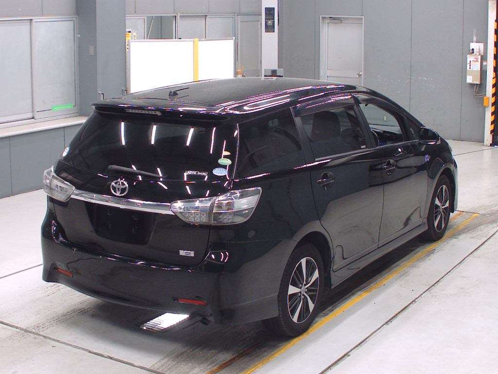 2013 Toyota Wish ZGE20W[1]