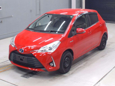 2017 Toyota Vitz