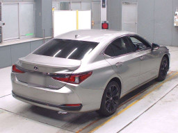 2022 Lexus ES