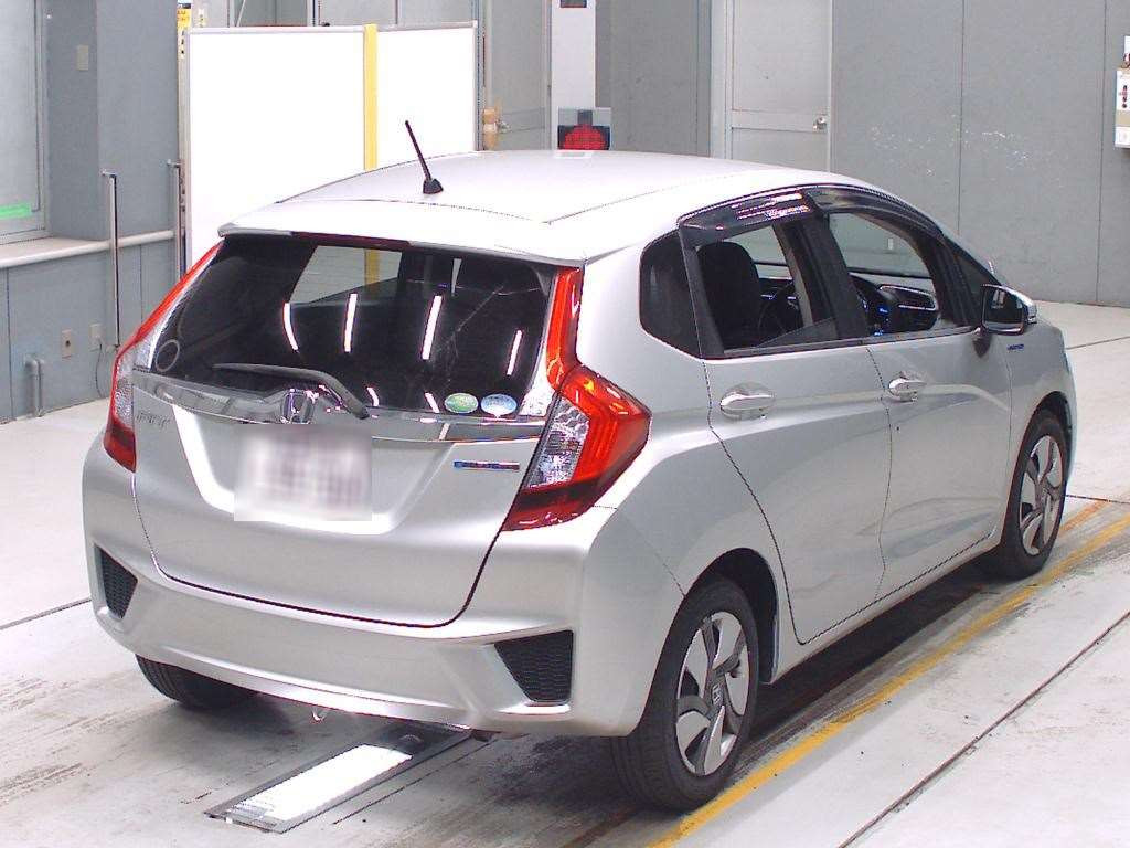 2015 Honda Fit Hybrid GP5[1]