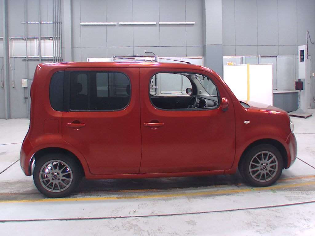 2013 Nissan Cube Z12[2]