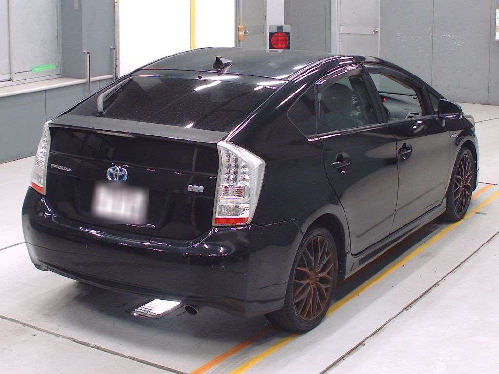 2009 Toyota Prius ZVW30[1]