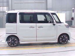 2019 Suzuki Spacia Custom