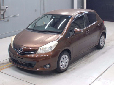 2011 Toyota Vitz