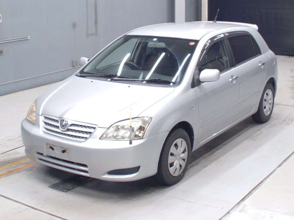 2004 Toyota Allex NZE121[0]