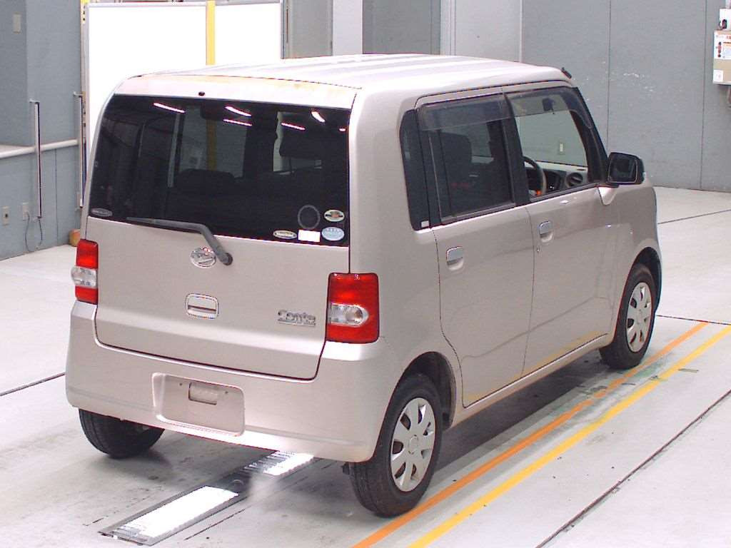 2009 Daihatsu Move Conte L585S[1]