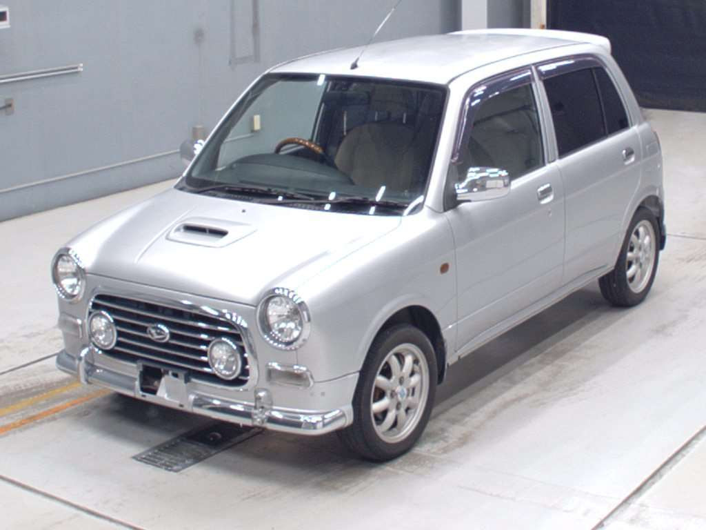 2000 Daihatsu Miragino L700S[0]