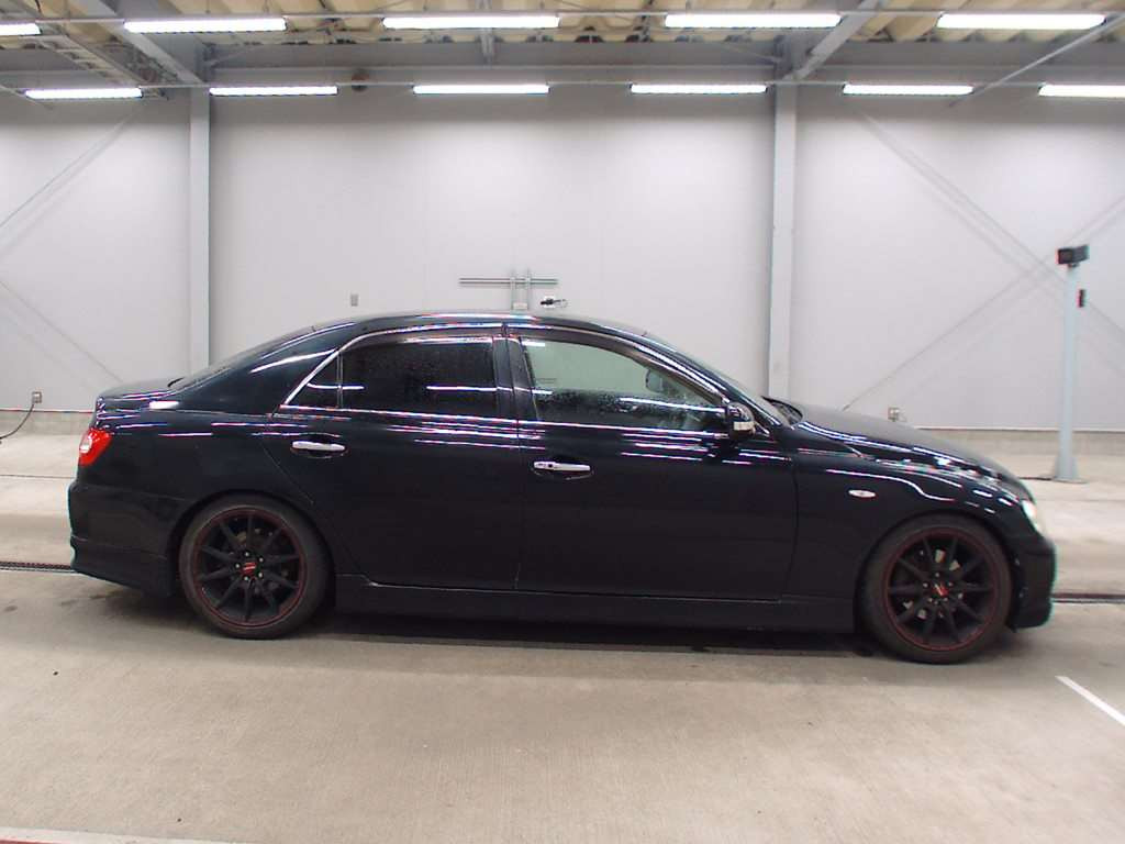 2005 Toyota Mark X GRX121[2]