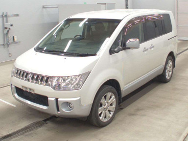 2007 Mitsubishi Delica D5