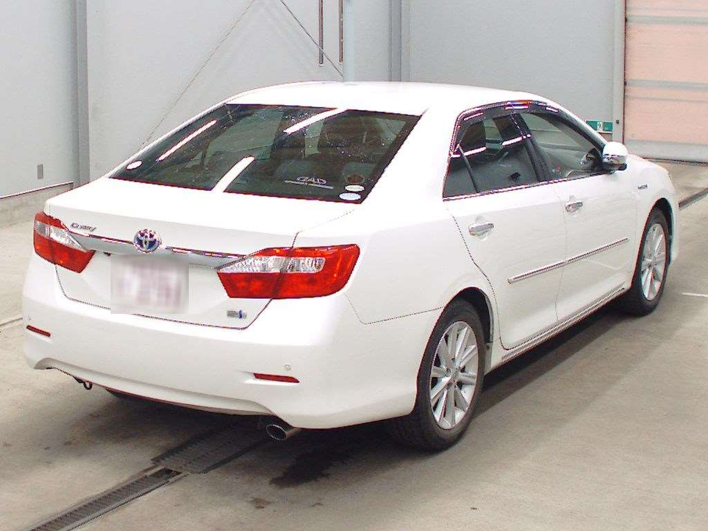 2014 Toyota Camry AVV50[1]