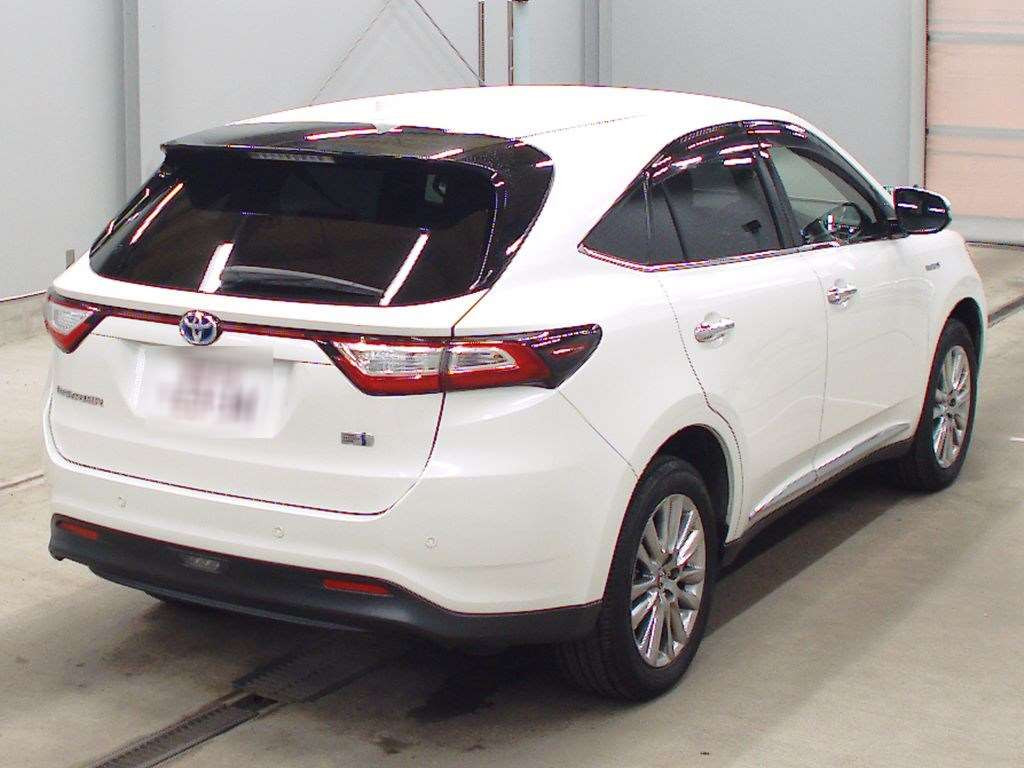 2017 Toyota Harrier Hybrid AVU65W[1]