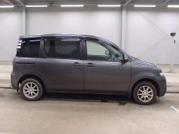 2008 Toyota Sienta