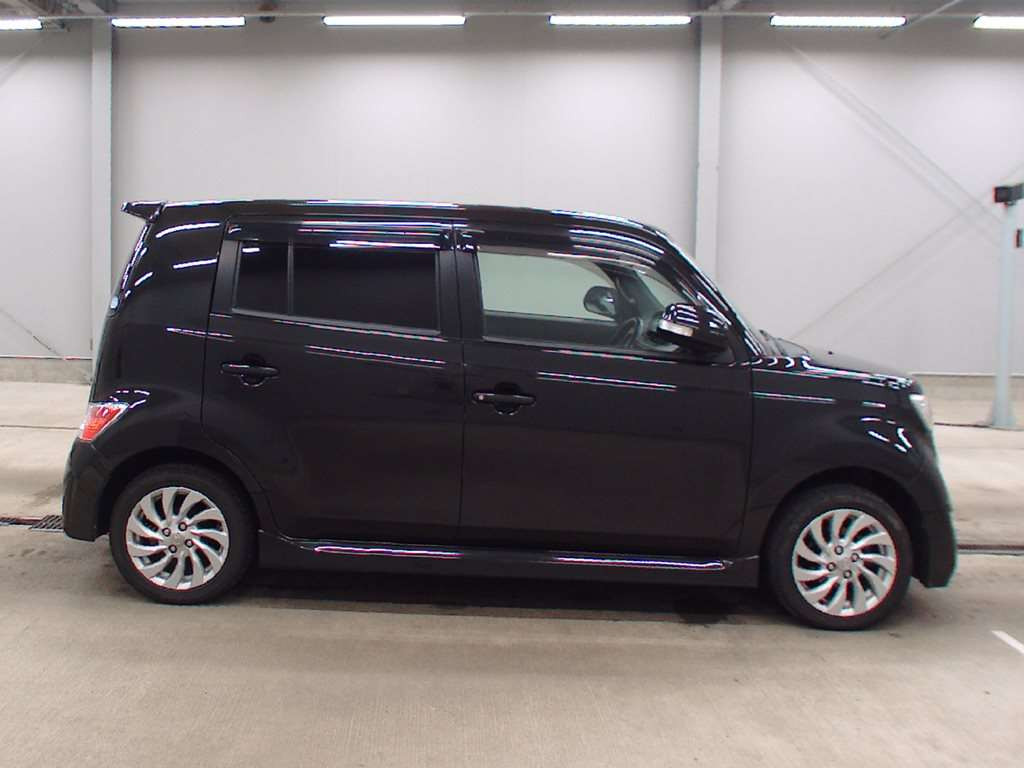 2008 Toyota bB QNC25[2]