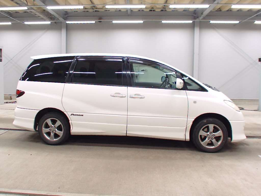 2004 Toyota Estima ACR40W[2]