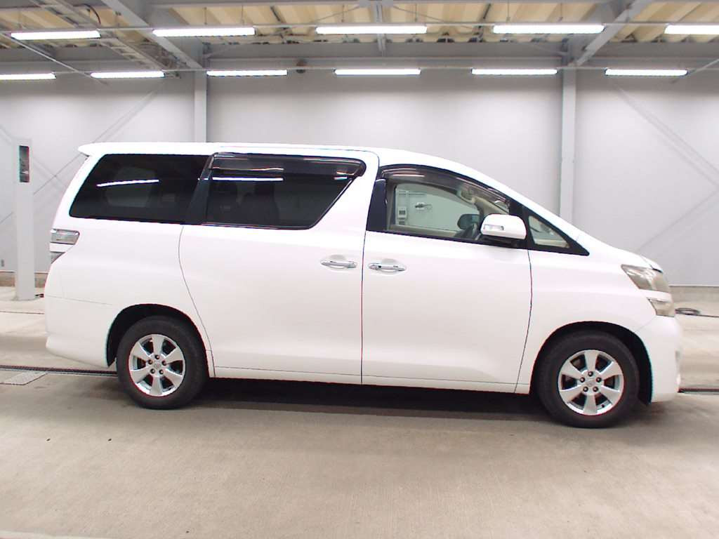 2009 Toyota Vellfire ANH25W[2]