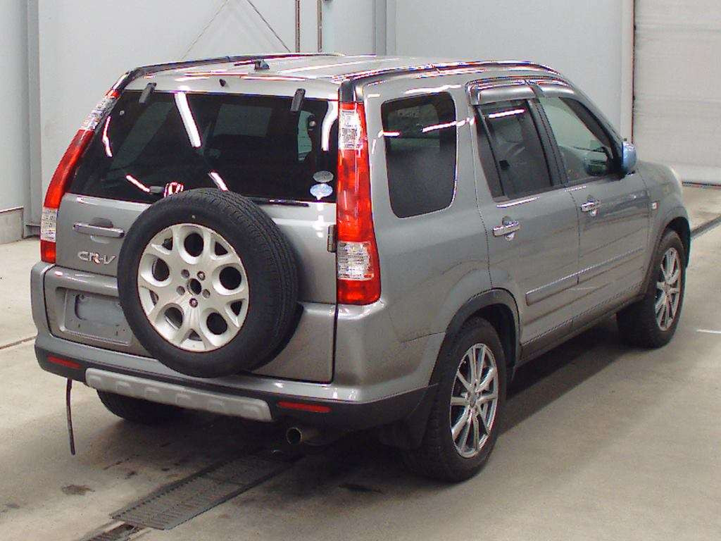 2005 Honda CR-V RD7[1]