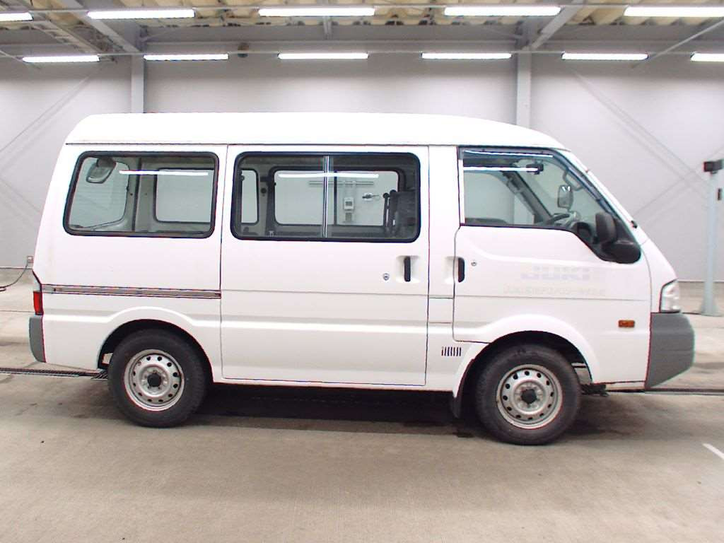 2016 Nissan Vanette Van SKP2MN[2]