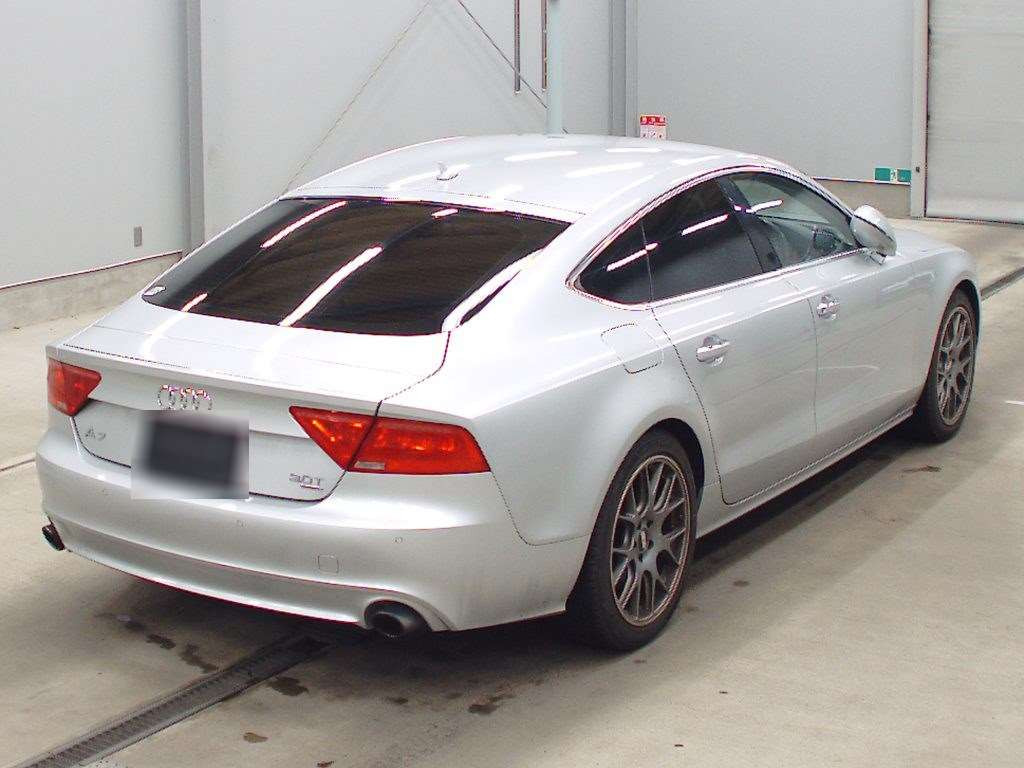 2011 Audi A7 Sportback 4GCGWC[1]