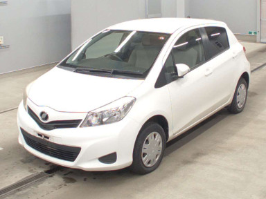 2013 Toyota Vitz