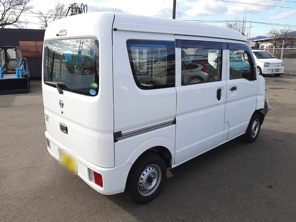 2018 Nissan NV100 Clipper DR17V[1]