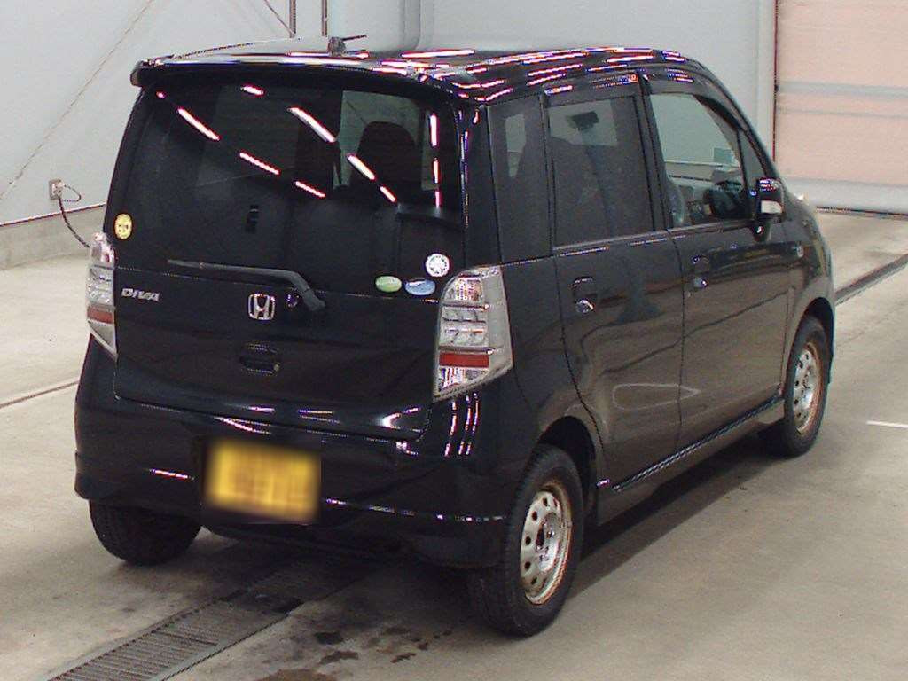 2010 Honda Life JC2[1]