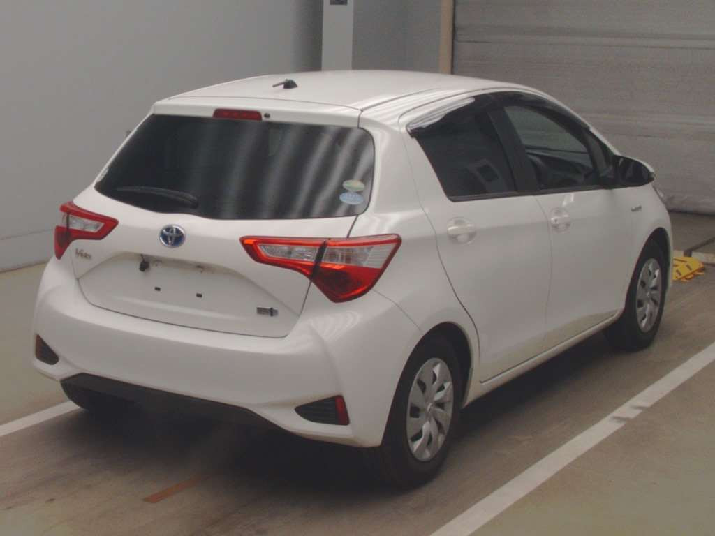 2019 Toyota Vitz NHP130[1]