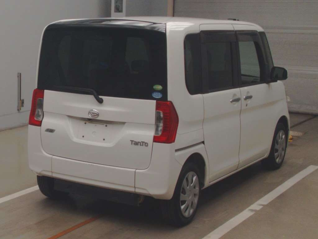 2014 Daihatsu Tanto LA600S[1]