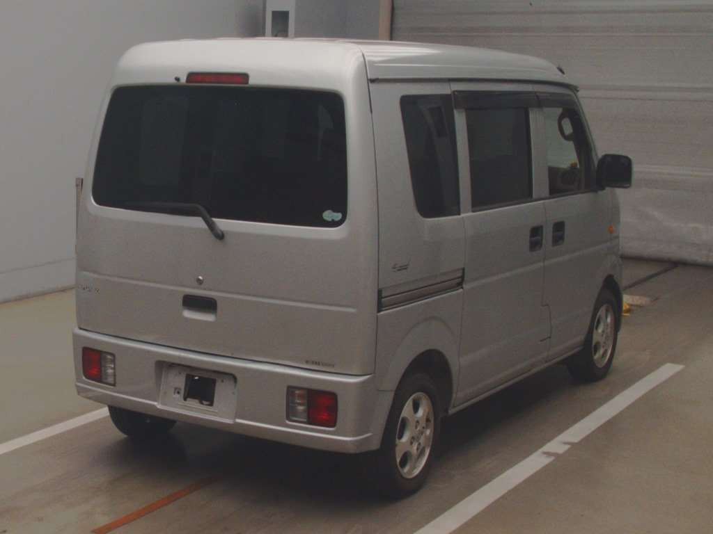 2010 Suzuki Every DA64V[1]