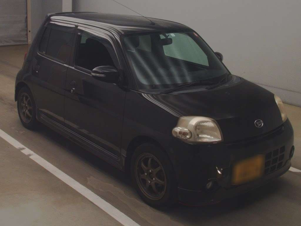 2011 Daihatsu Esse L235S[2]