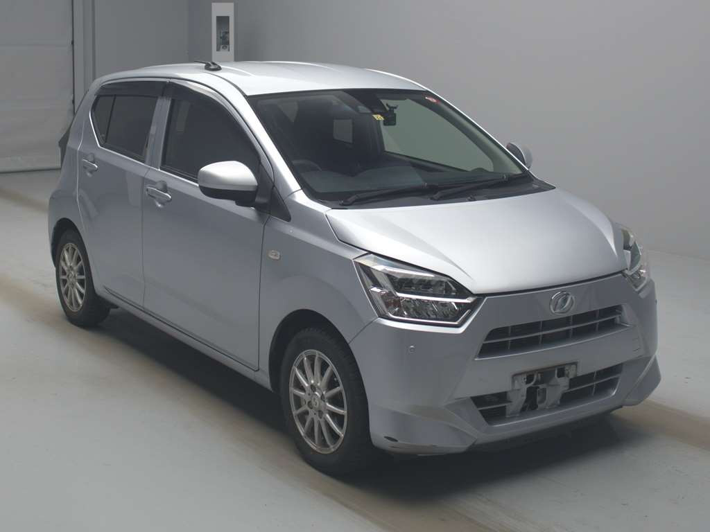 2019 Daihatsu Mira es LA350S[2]