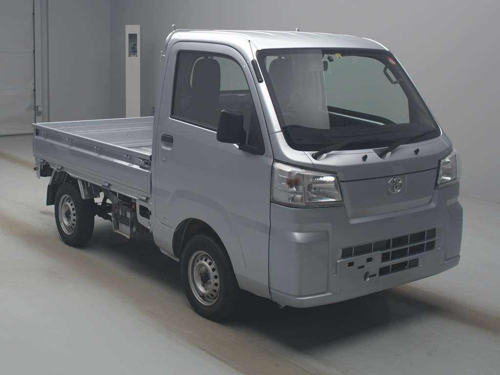 2022 Toyota Pixis Truck S500U[2]