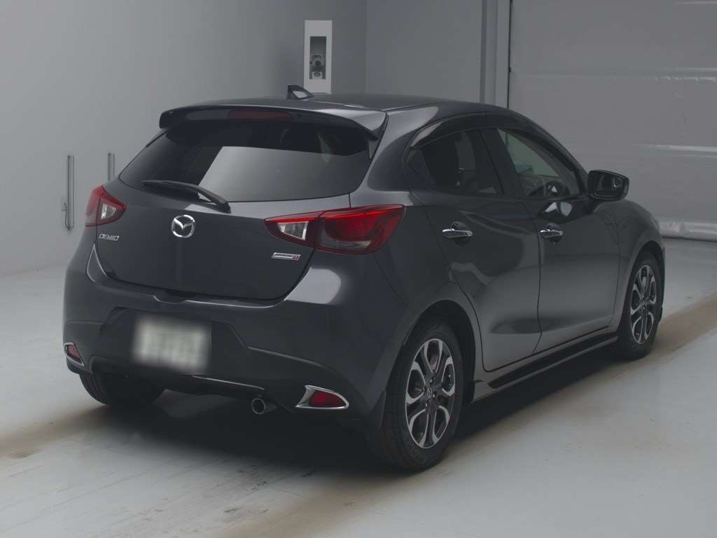 2015 Mazda Demio DJ5FS[1]