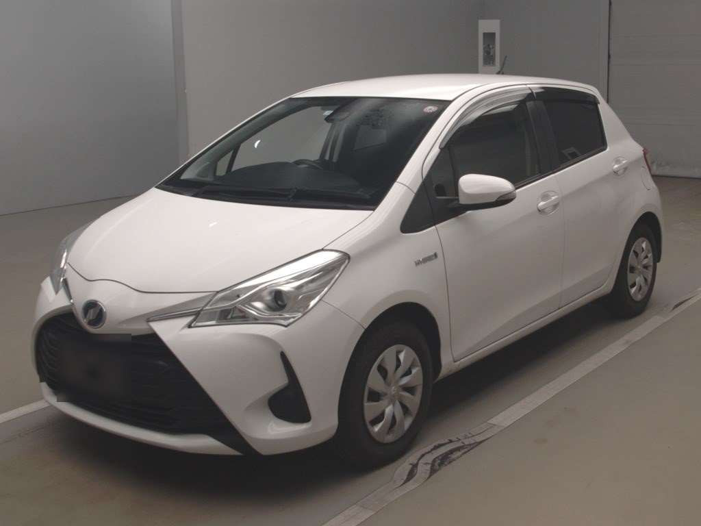 2019 Toyota Vitz NHP130[0]