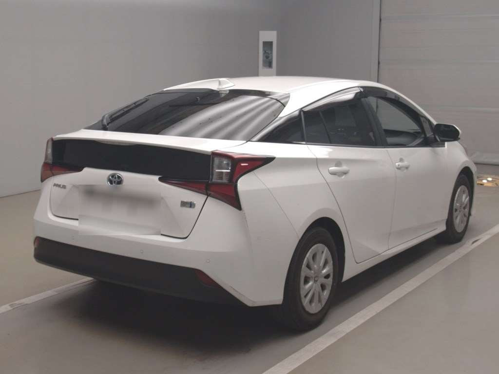 2021 Toyota Prius ZVW51[1]