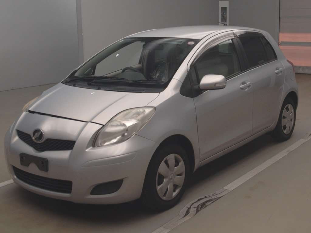 2008 Toyota Vitz SCP90[0]