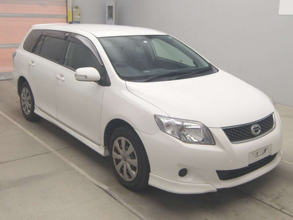 2012 Toyota Corolla Fielder NZE141G[2]