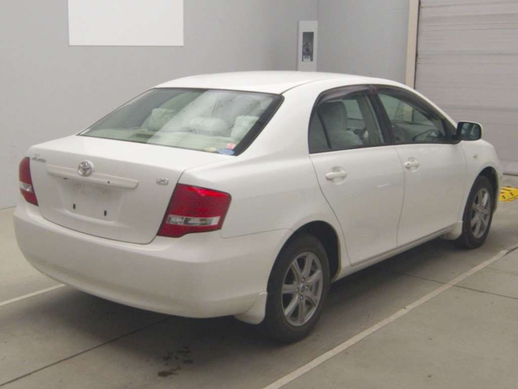 2010 Toyota Corolla Axio NZE141[1]