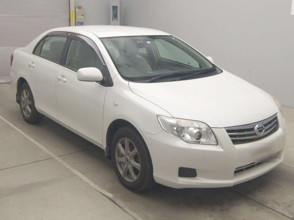 2010 Toyota Corolla Axio NZE141[2]