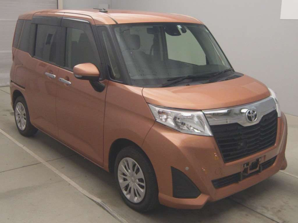 2018 Toyota Roomy M900A[2]