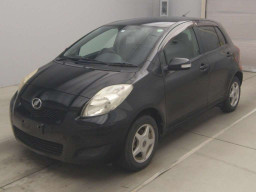 2010 Toyota Vitz