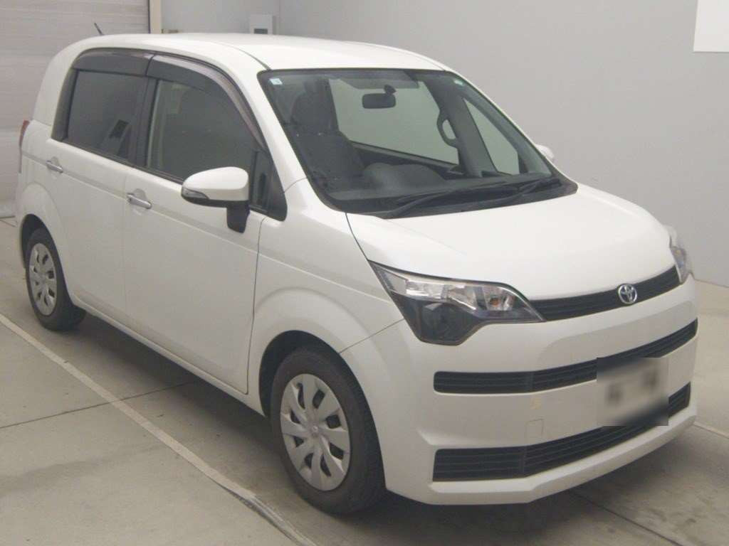 2014 Toyota Spade NCP141[2]